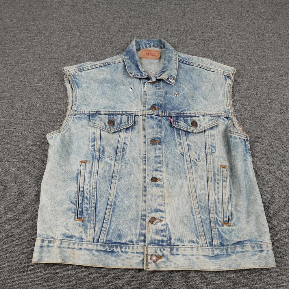 Vintage Levi's Vest Mens Large Light Blue Denim Cutoff Trucker Biker USA 80s